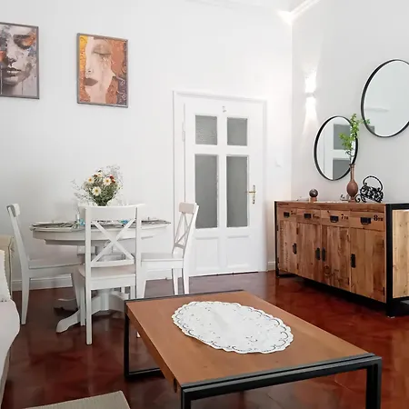 Chic Cozy Quiet Deluxe Citycenter In Astoria With Ac