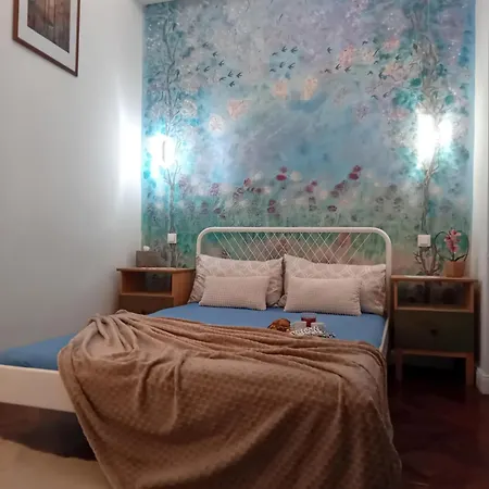 Chic Cozy Quiet Deluxe Citycenter In Astoria With Ac Budapest