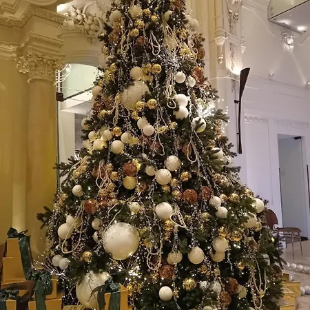 דירה Chic Cozy Quiet Deluxe Citycenter In Astoria With Ac בודפשט