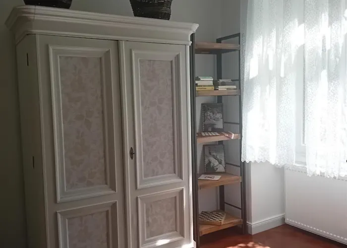 Chic Cozy Quiet Deluxe Citycenter In Astoria With Ac شقة بودابست