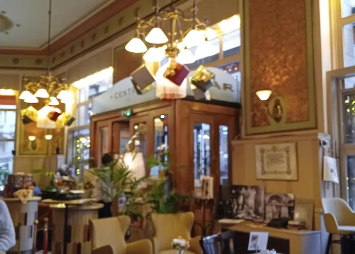 Chic Cozy Quiet Deluxe Citycenter In Astoria With Ac *