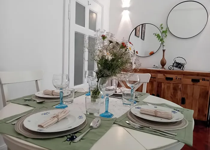 شقة Chic Cozy Quiet Deluxe Citycenter In Astoria With Ac *