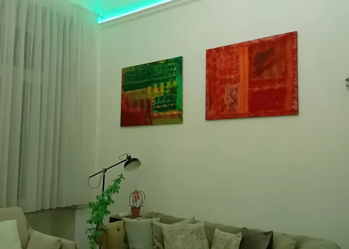 Chic Cozy Quiet Deluxe Citycenter In Astoria With Ac شقة بودابست