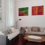 Chic Cozy Quiet Deluxe Citycenter In Astoria With Ac Budapeste