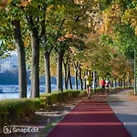 Chic Cozy Quiet Deluxe Citycenter In Astoria With Ac Апартаменты *