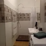 Chic Cozy Quiet Deluxe Citycenter In Astoria With Ac * Βουδαπέστη